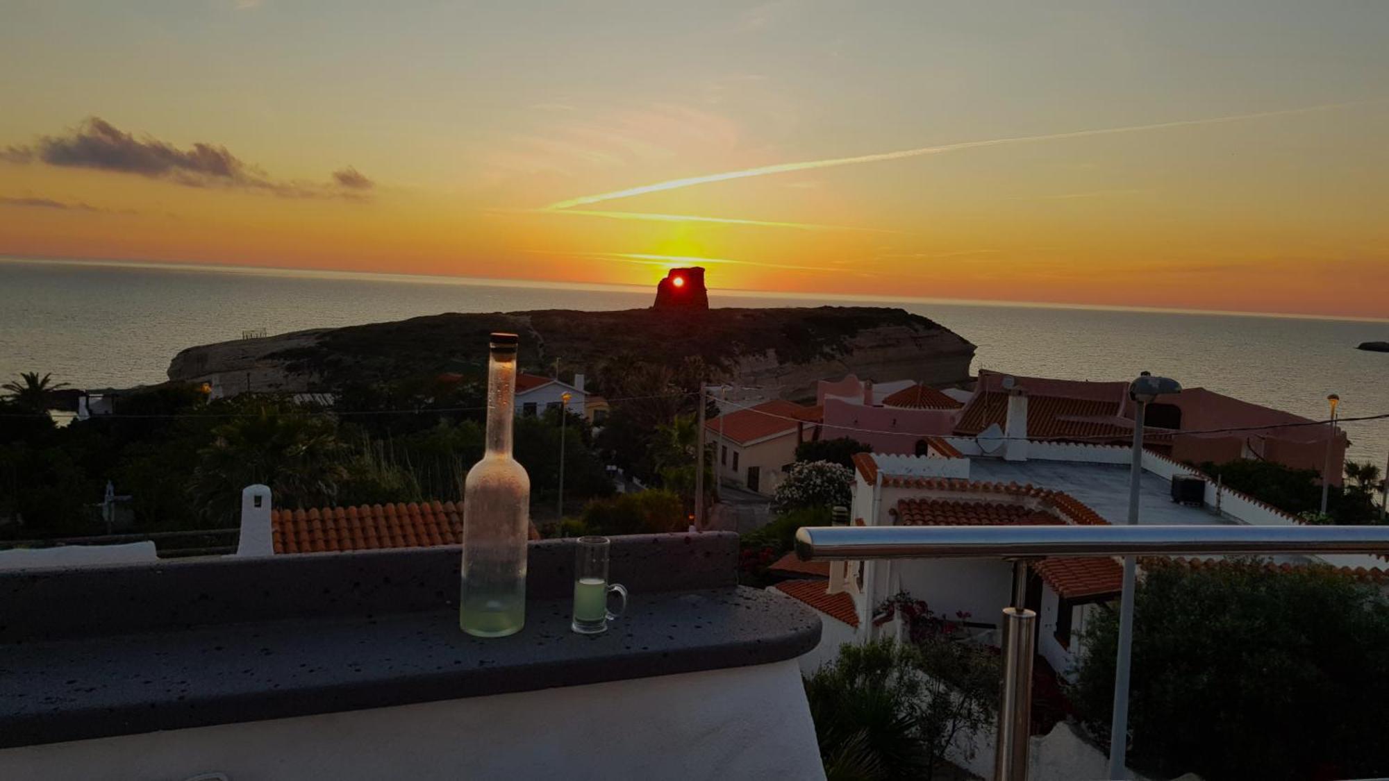 Villa Manuela Sul Mare サルキットゥ・クーリエリ エクステリア 写真