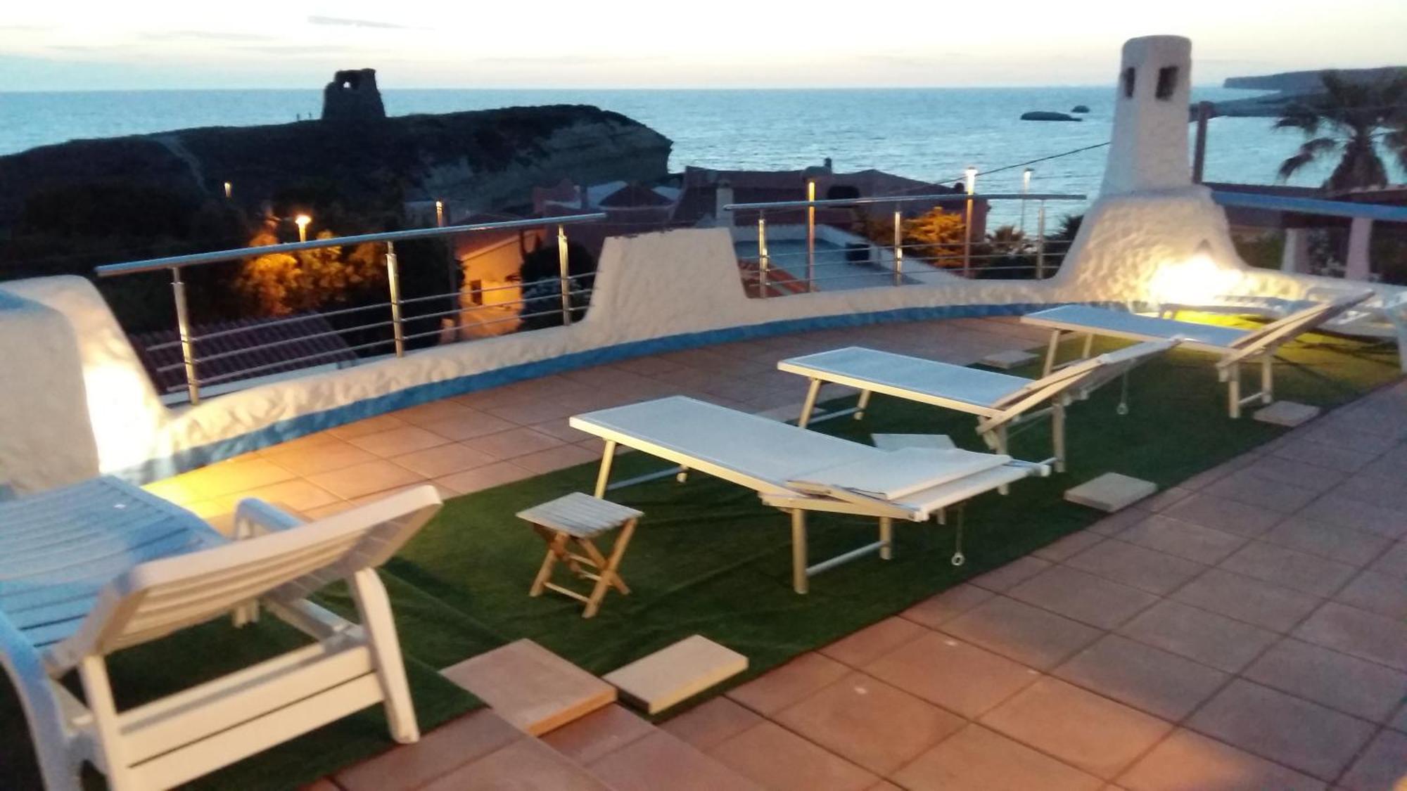 Villa Manuela Sul Mare サルキットゥ・クーリエリ エクステリア 写真